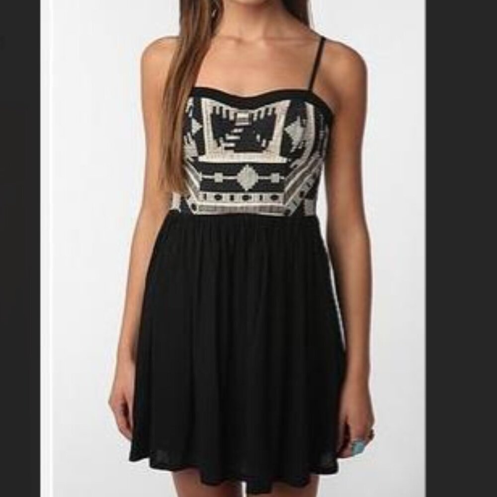 Urban Outfitters Starring at Stars Babydoll Dress - Size 2 - Pre-Loved ⭐🌟